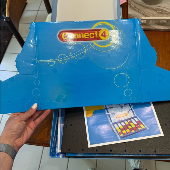 U-Build Connect 4 - Picture 4 of 4